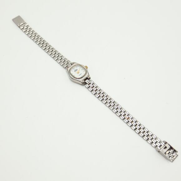 Vintage Tozai Japan Silver Tone Womens 18mm White Oval Watch w New Battery - Picture 10 of 11